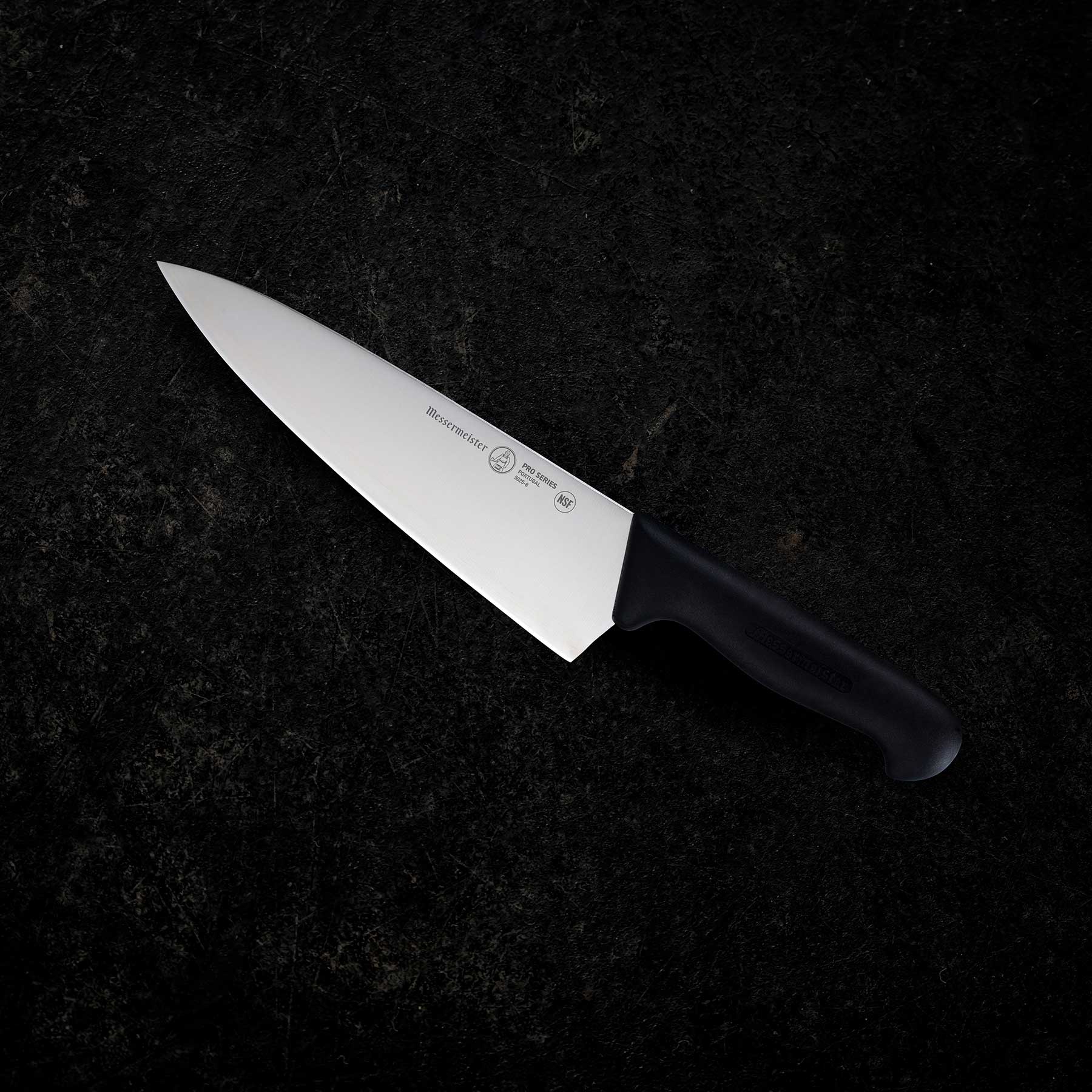 PRO SERIES 20 CM WIDE-BLADE CHEF’S KNIFE