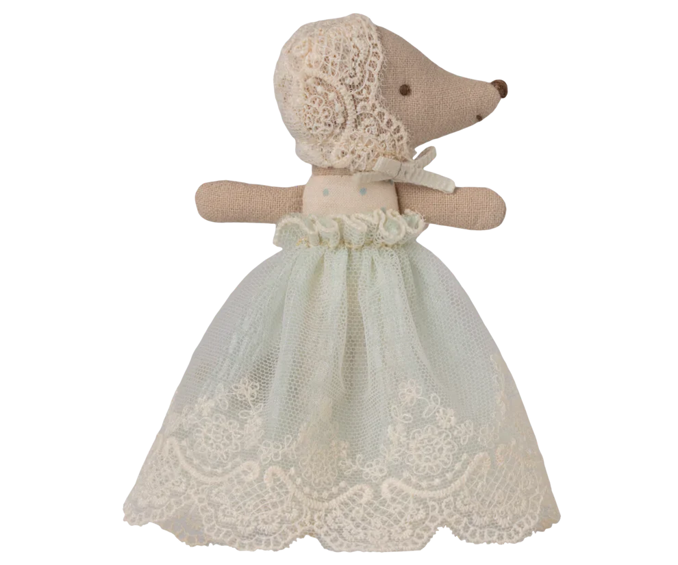 Maileg – Baby muis in jurk – Mint.