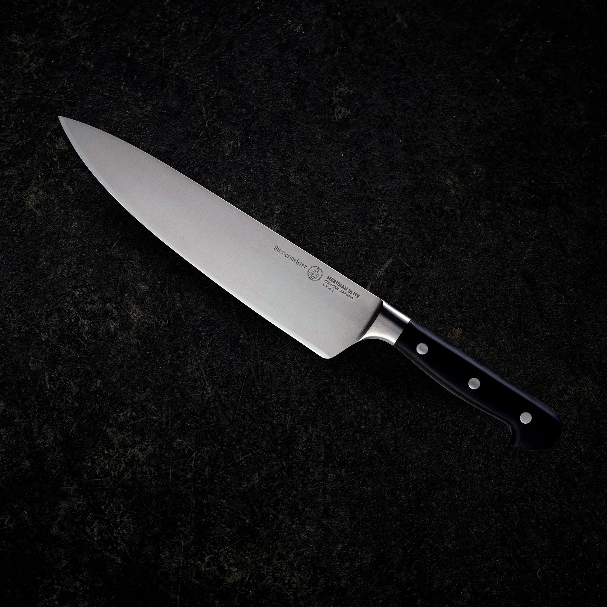 MESSERMEISTER serie MERIDIAN ELITE 23cm Koks mes zwart POM heft