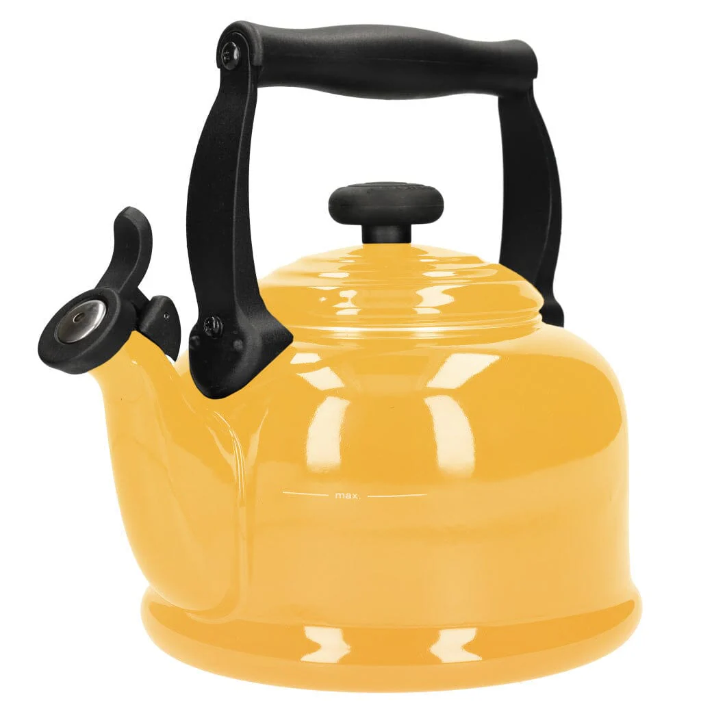 Le Creuset – Tradition Whistling Kettle Nectar 2,1l