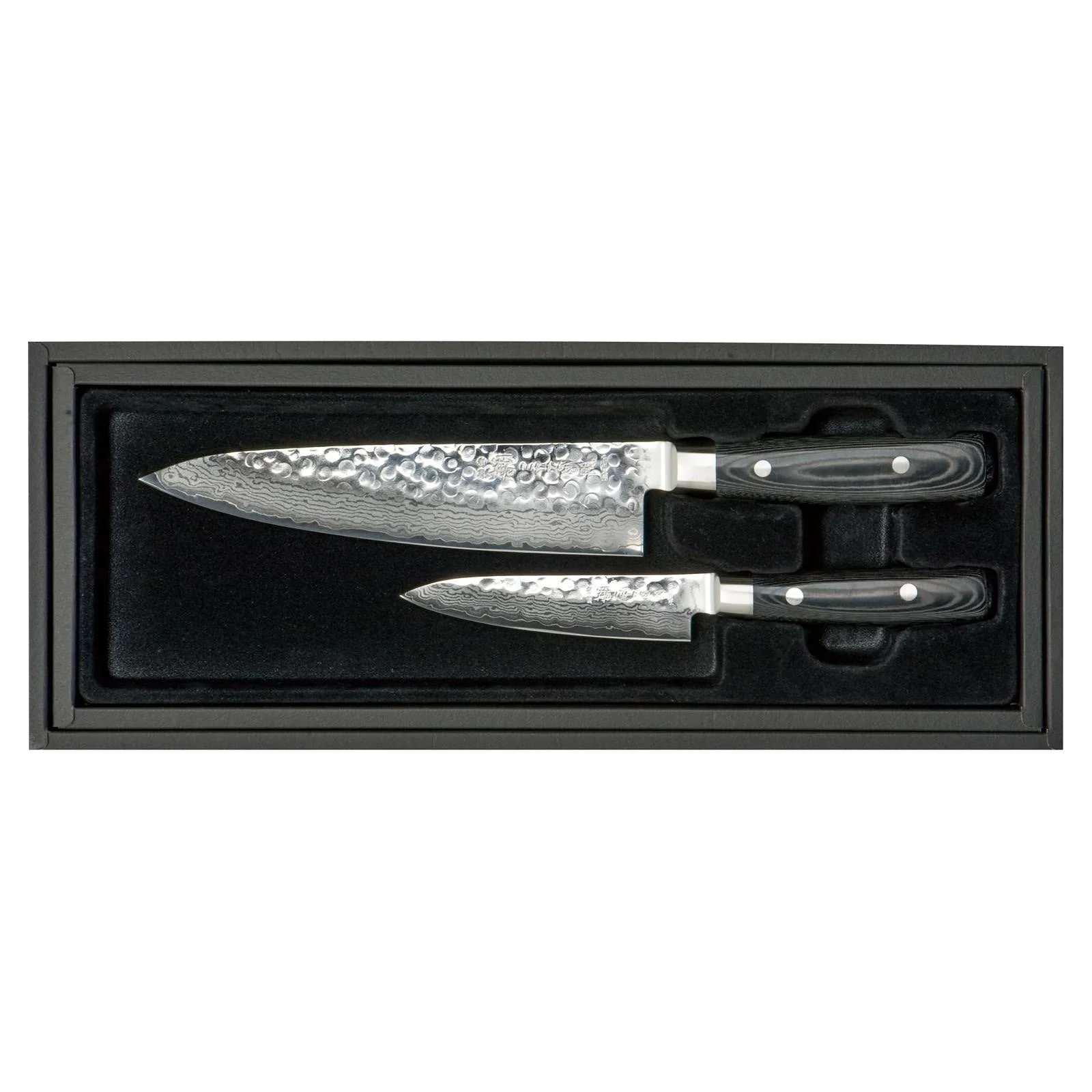 Yaxell Zen Giftset 2-delig Koksmes 20 cm en Universeelmes 12 cm 37 laags damast roestvrijstaal Yaxell Zen Giftset 2-delig Koksmes 20 cm en Universeelmes 12 cm 37 laags damast roestvrijstaal